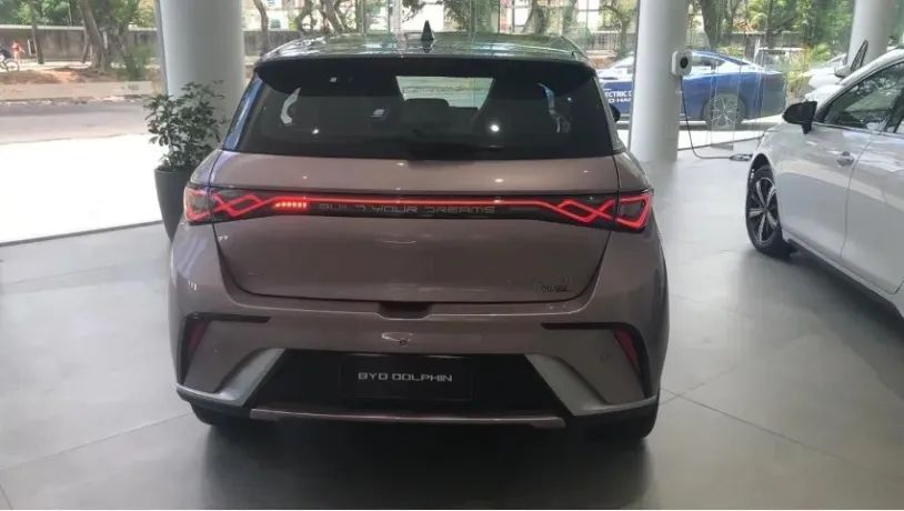 BYD DOLPHIN HATCHBACK PLUS 2025 - Foto 3