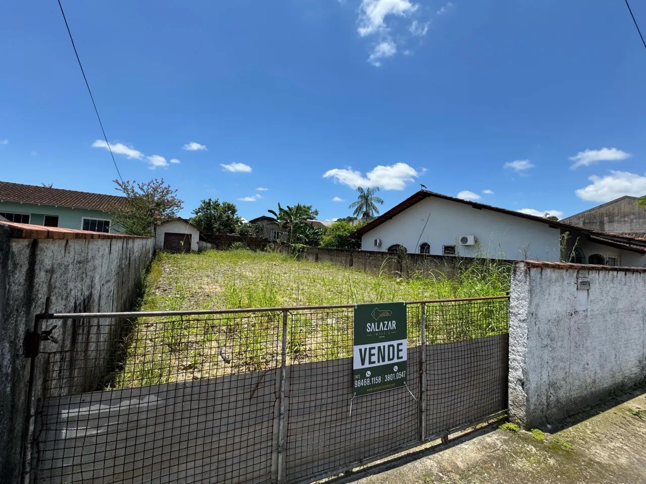 LINDO TERRENO NO BOEHMERWALD | 400 M² | ESTUDA PERMUTA! ESTUDA PROPOSTAS!
