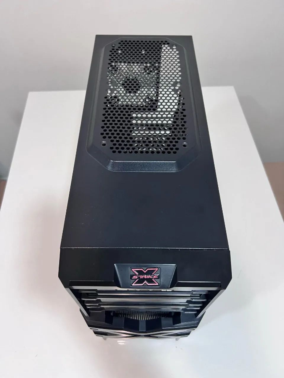 Gabinete AeroCool Strike-X One (leia a descrição) - Foto 2