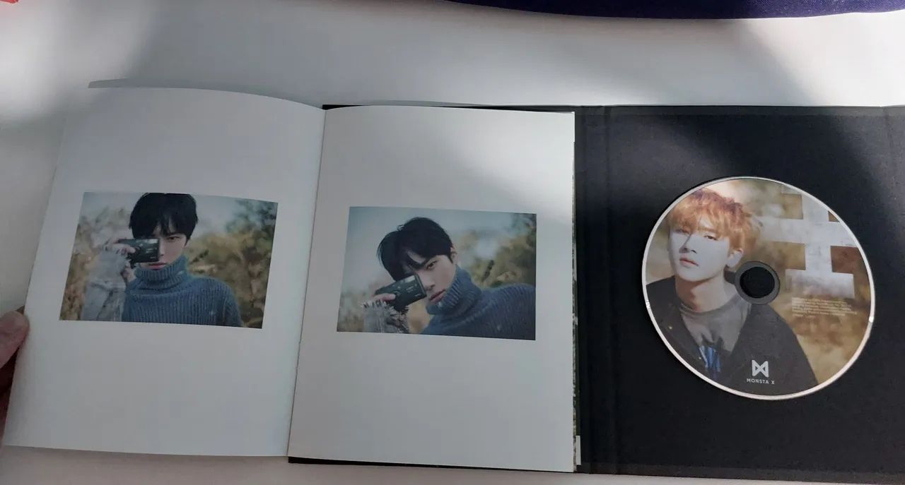 MONSTA X - The Code Álbum Ver. DE: CODE - CDs, DVDs etc - Vila
