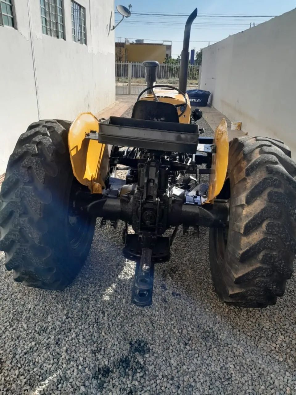 Trator valmet cinquentinha motor mwm  - Foto 5