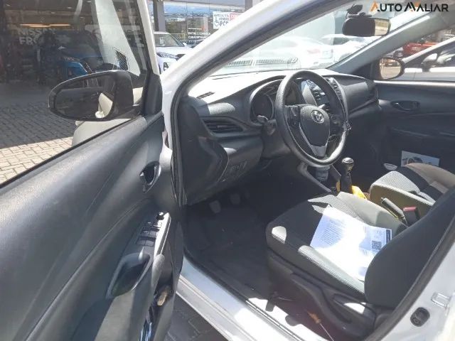YARIS 2021 SEDAN XL ÚNICO DONO E COM VISTORIA CAUTELAR APROVADA!!  - Foto 5