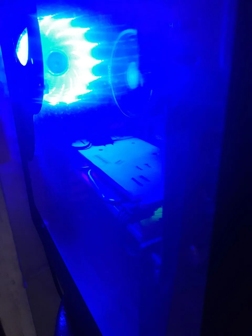 CPU gamer + teclado - Foto 3