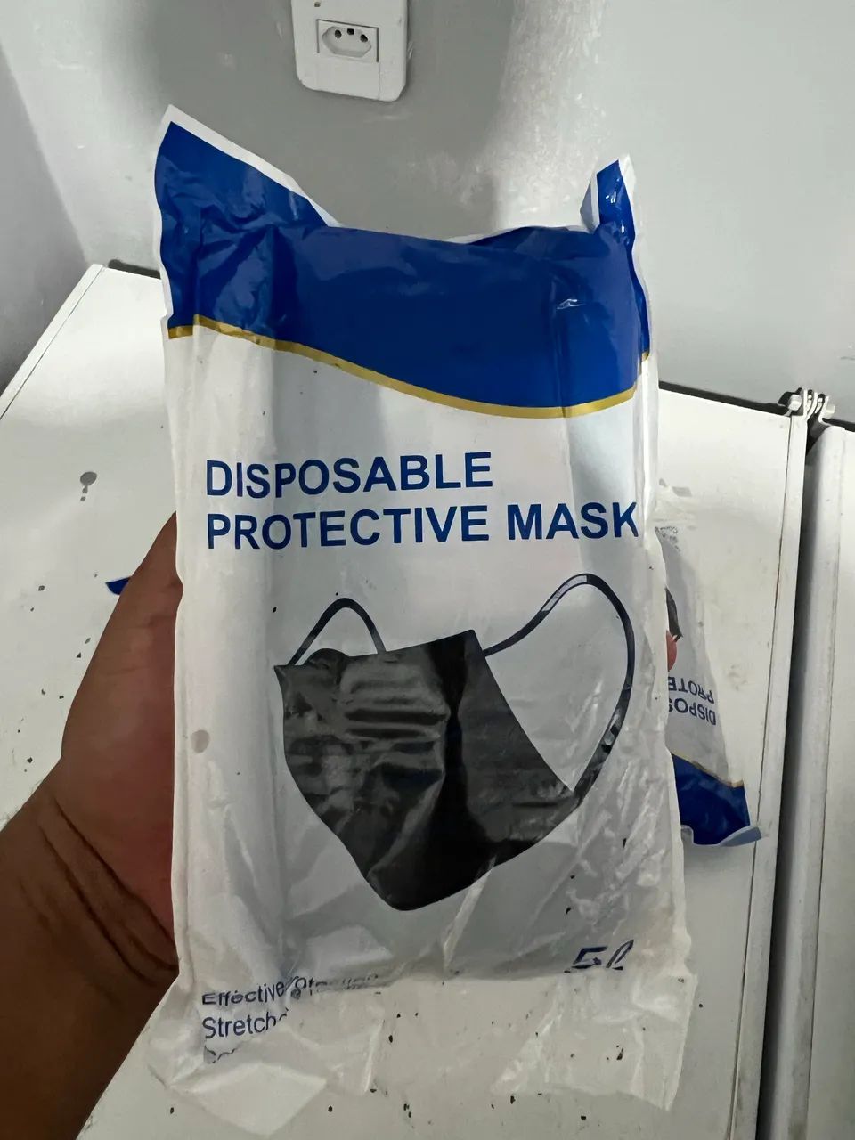 100 Máscaras de Proteção - Cor Preta 