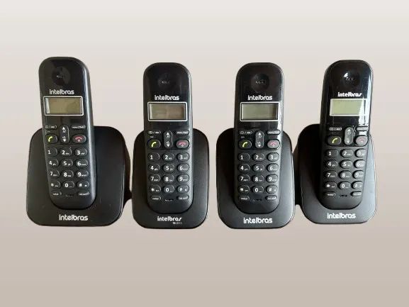 Telefone sem fio Intelbras com 3 ramais