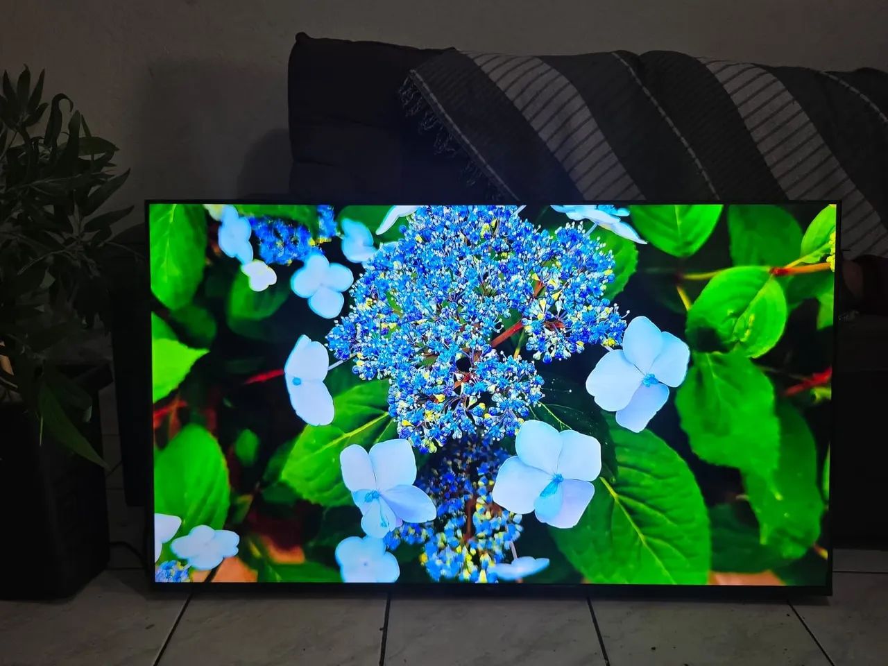 Smart TV 50 4K com Google TV - Foto 2