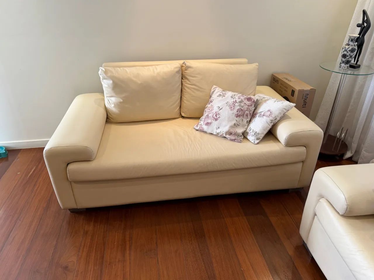 Conjunto de Sofás em Couro Legítimo - 2 e 3 Lugares | Madeira Maciça - Foto 3