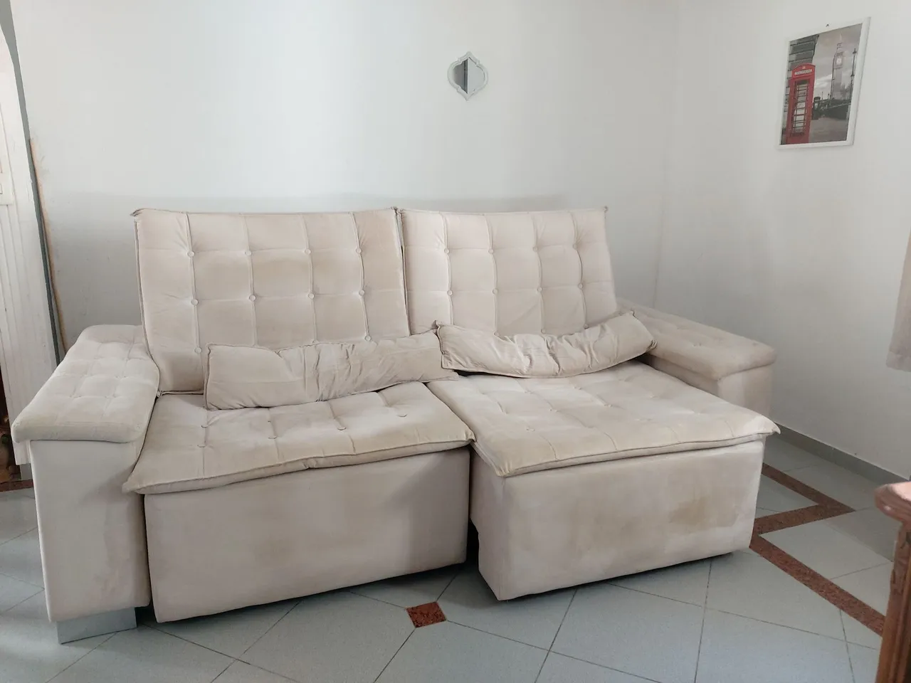 Sofá 3 Lugares Confortável e Elegante