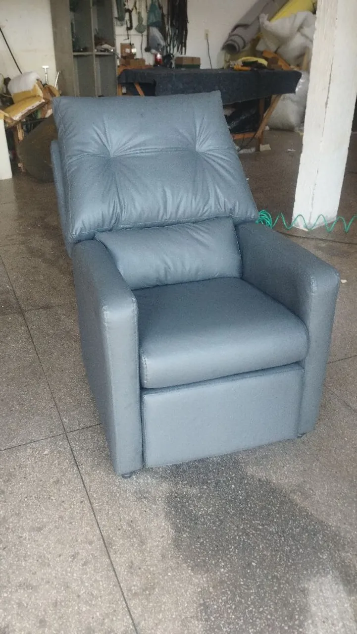 Poltrona Reclinável Conforto e Elegância