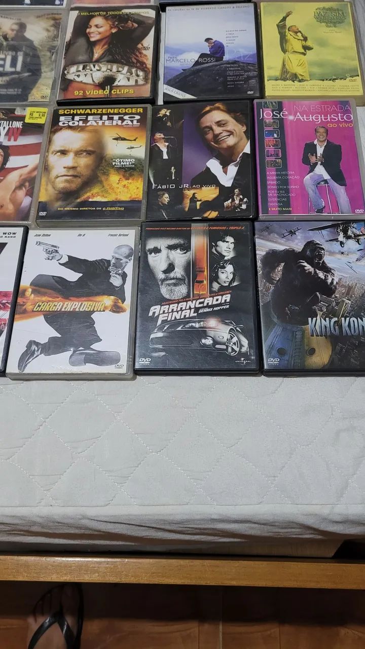 LOTE DE DVDs  de filmes e shows variados - Foto 5