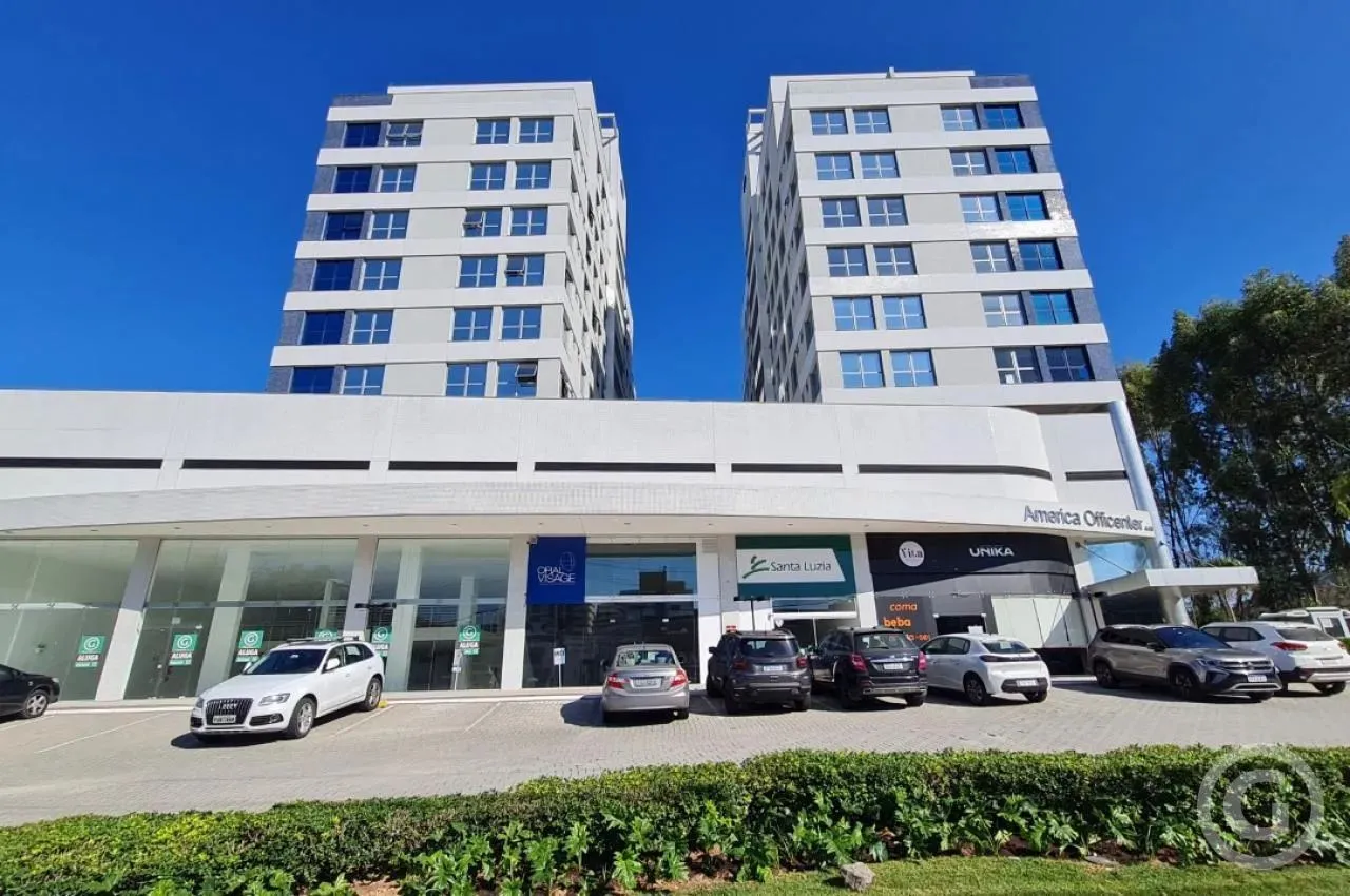 Sala comercial no Itacorubi com infraestrutura completa para o seu negócio