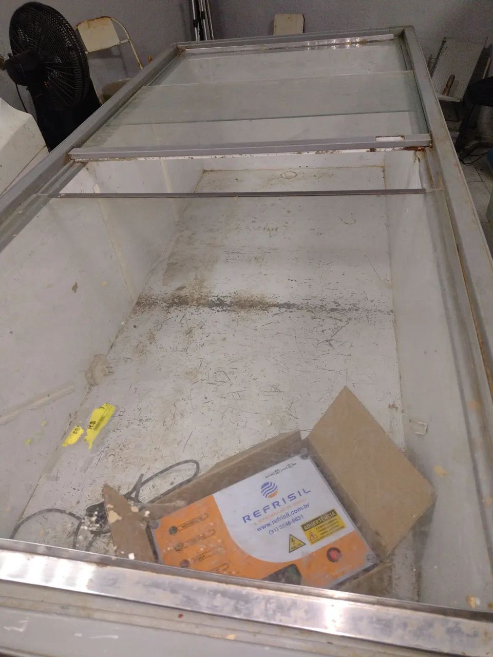 2-Meter Refrigerated Island
