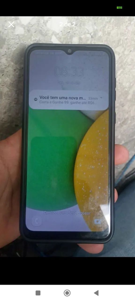 Impecável não trava não tem um trincado ou risco na tela só está sem a película - Foto 3