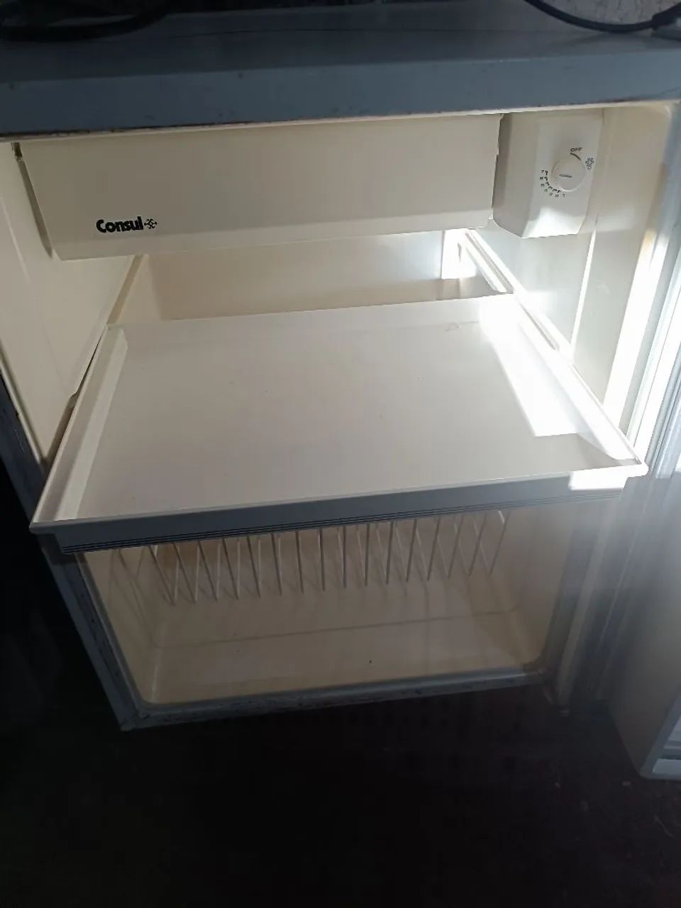 Frigobar 220w em ótimo estado de conservação  - Foto 6