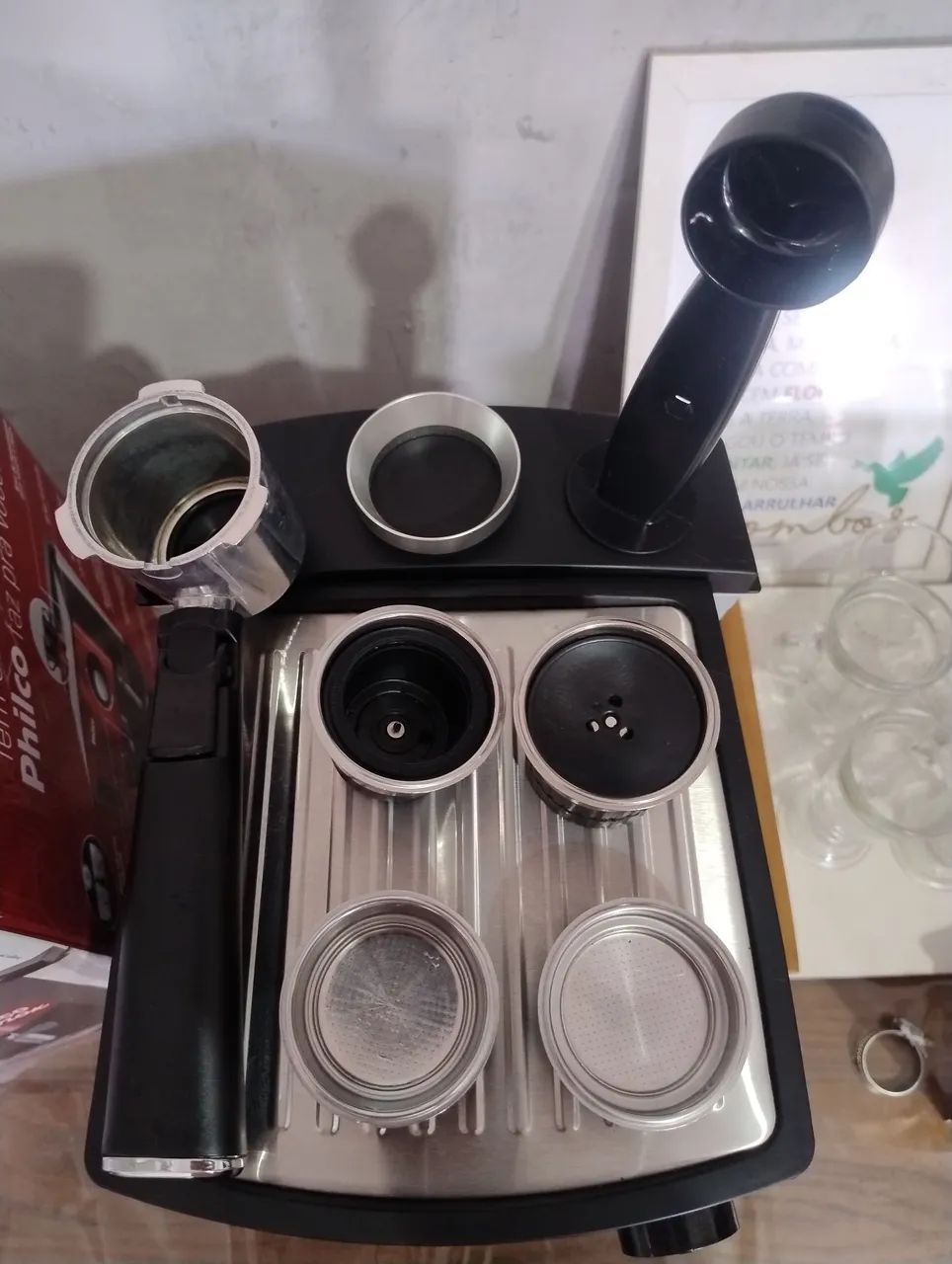 Cafeteira Elétrica Expresso Philco 20 Bar Compatível c/3 Corações e Nespresso + Acessórios - Foto 3