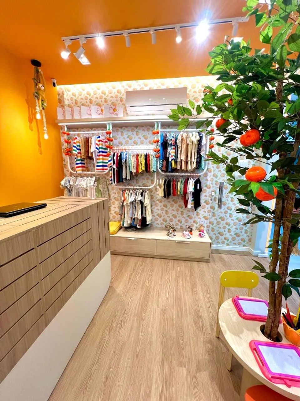 REPASSE URGENTE - LOJA INFANTIL COMPLETA COM ESTOQUE! - Foto 4