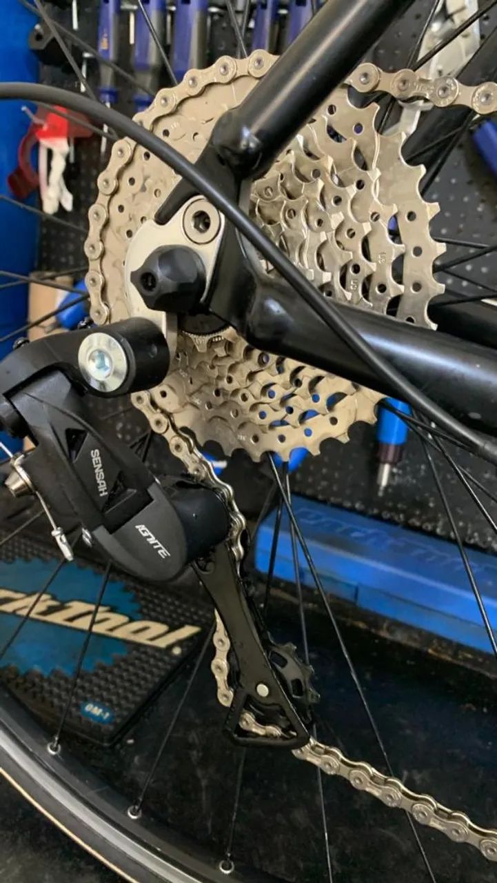 Bicicleta Speed Vicinitech Roubaix II quadro 540mm aro 29 preta e cinza - Foto 3