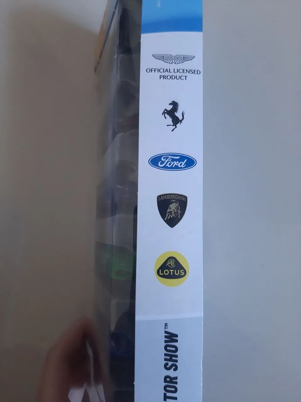 Hot Wheels 5 pack - Ferrari, Aston Martin - Foto 2