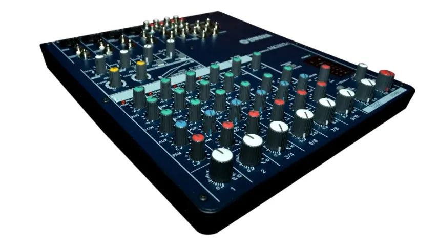 Mesa de Som Yamaha MG102c  - Foto 2