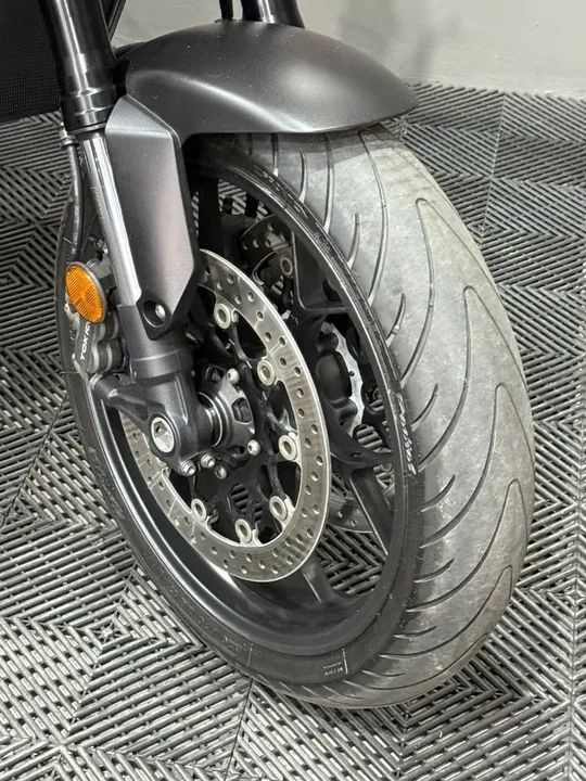 Honda CB 1000R - 2019 - IMPECÁVEL ZERADA SUL MOTORS  - Foto 5