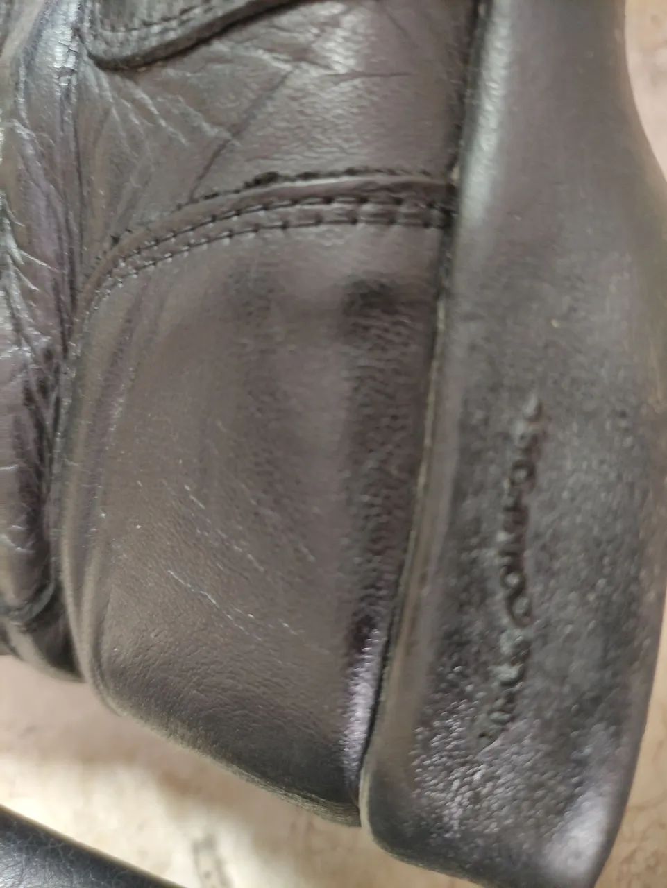 Botas de Couro Femininas - Conforto e Estilo - Foto 3