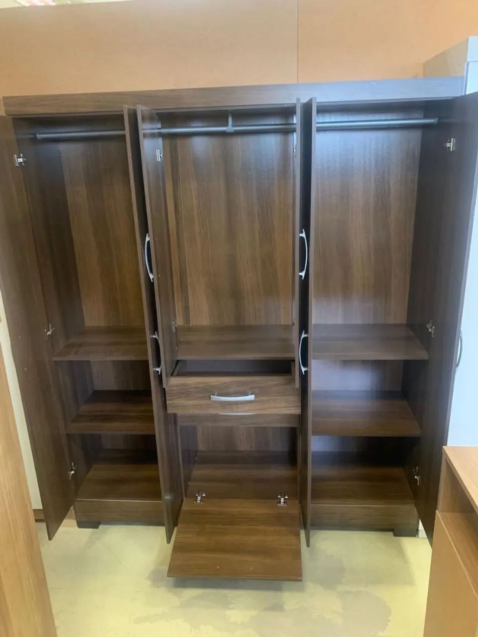 GUARDA ROUPA 7 PORTAS  - Foto 5