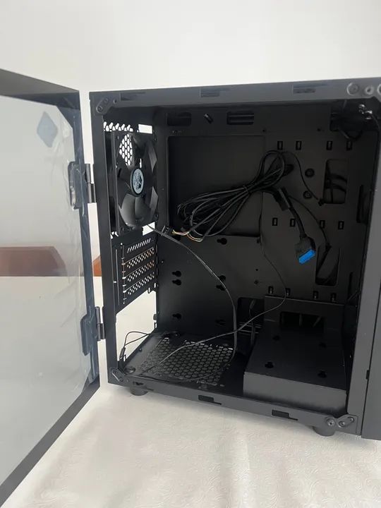 Gabinete Gamer Gamdias novo - Foto 4