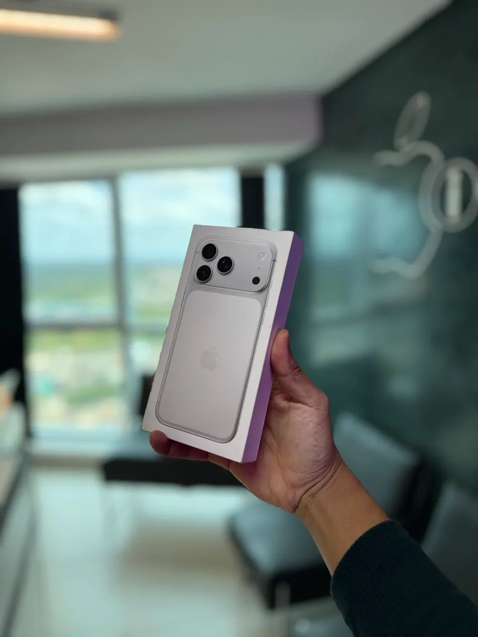 iPhone 17 Pro Max 256Gb silver lacrado - Celulares e Smartphones