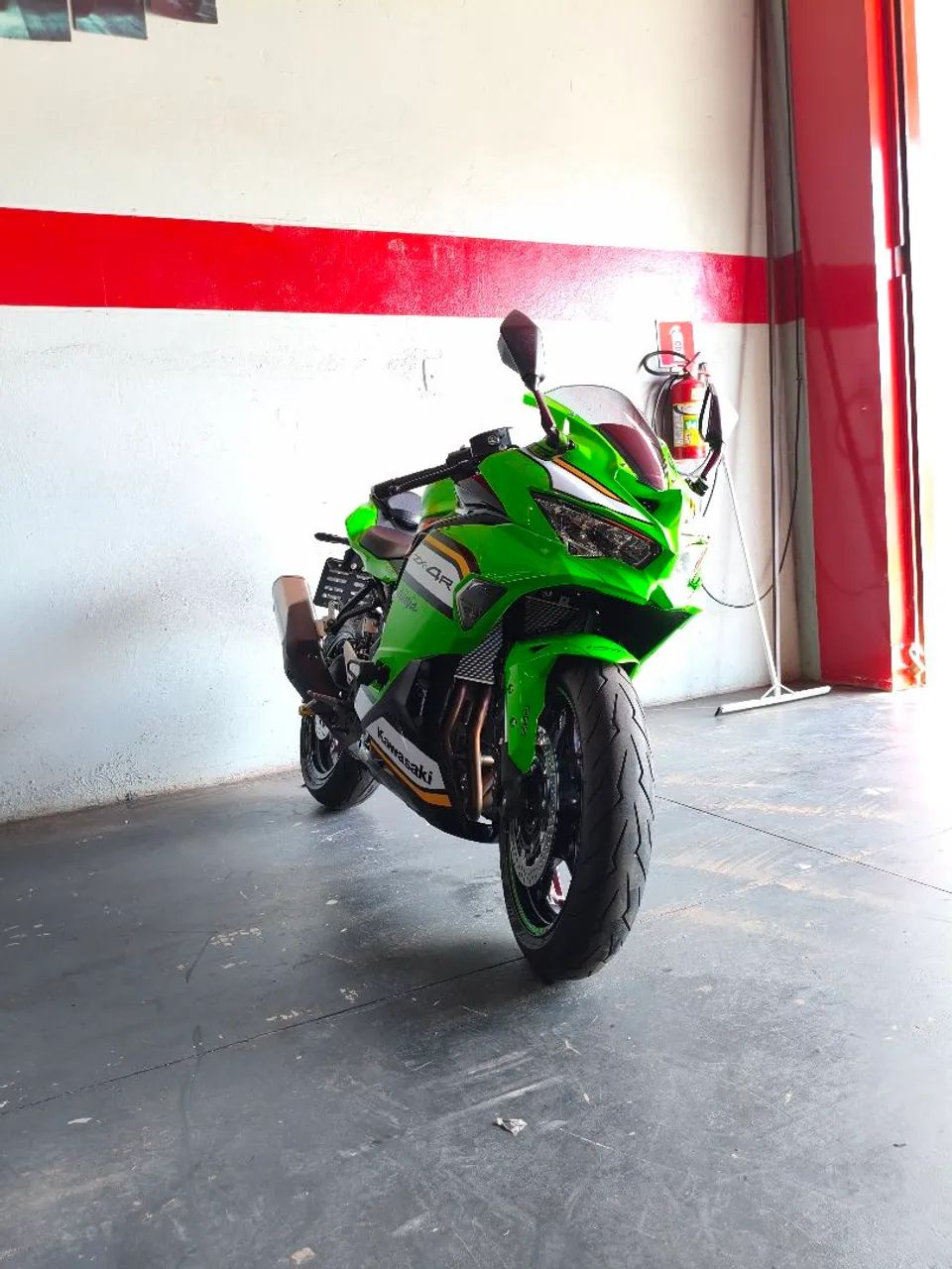 Kawasaki Zx-4r 2025 - 1453127286 | OLX