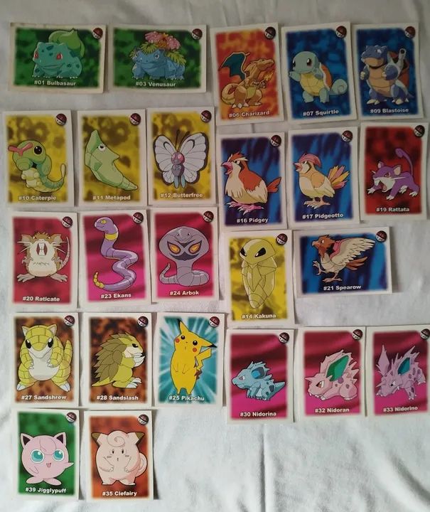 2 Figurinhas Pokémon