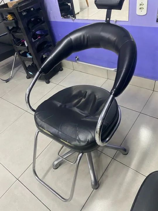 Cadeira de cabeleireiro giratória  - Foto 3