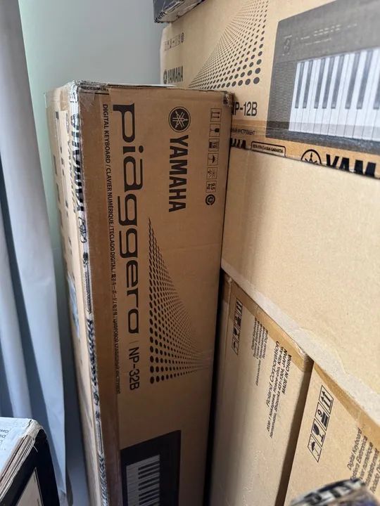 Teclado Yamaha Piaggero NP-32B