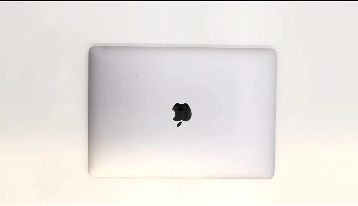 MacBook Pro 2020年 13インチi7 32GB 4TB USキー 2020 MacBook Pro 13-inch 2.3GHz Quad Core i7 32GB RAM 4TB SSD