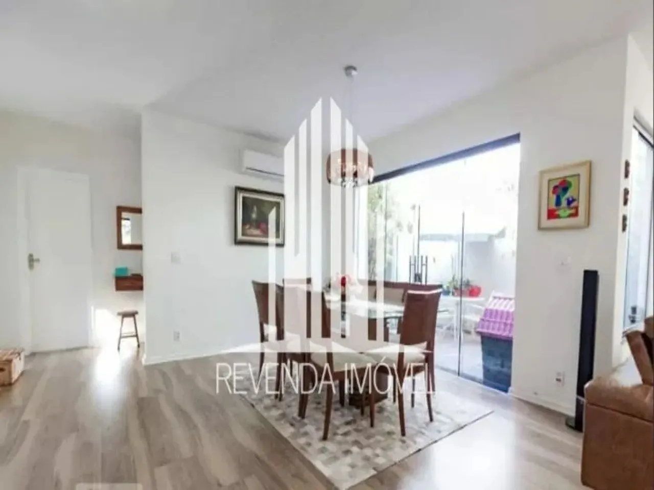Casa para Locação no Campo Belo - 4 Dormitórios, 2 Suítes e 2 Vagas de Garagem