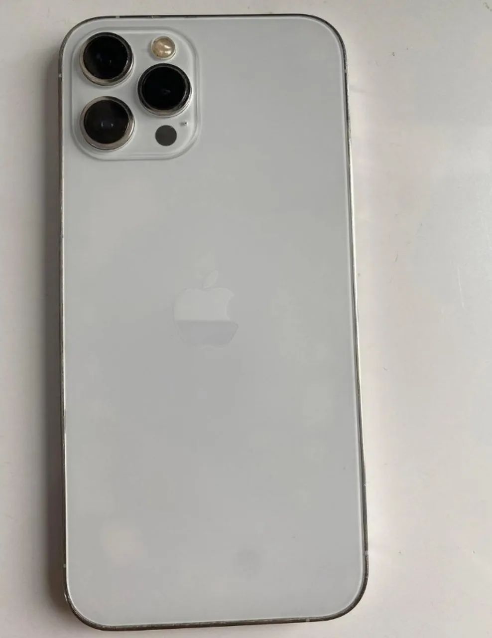 Iphone 12 pro max Branco - Foto 3