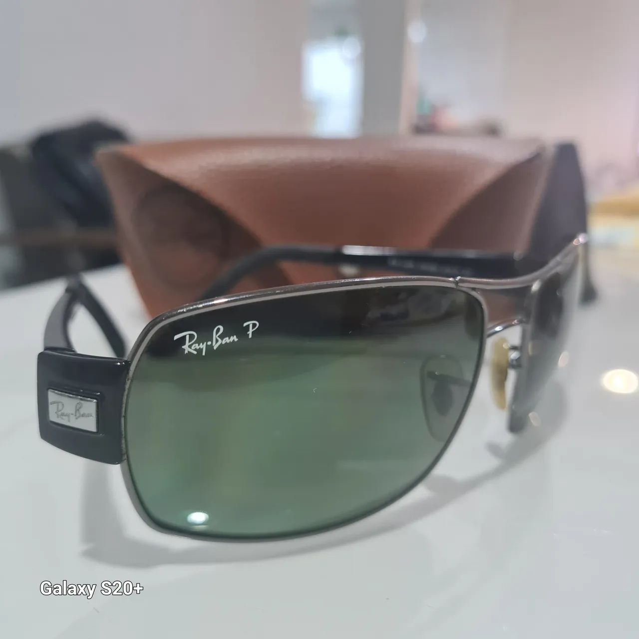 Óculos de sol Ray-Ban P