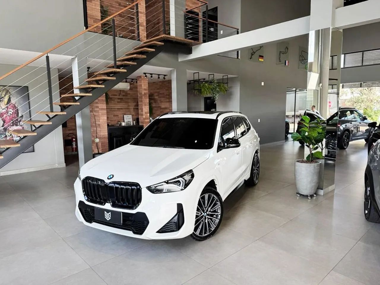 BMW X1 2.0 16V TURBO SDRIVE20I M SPORT