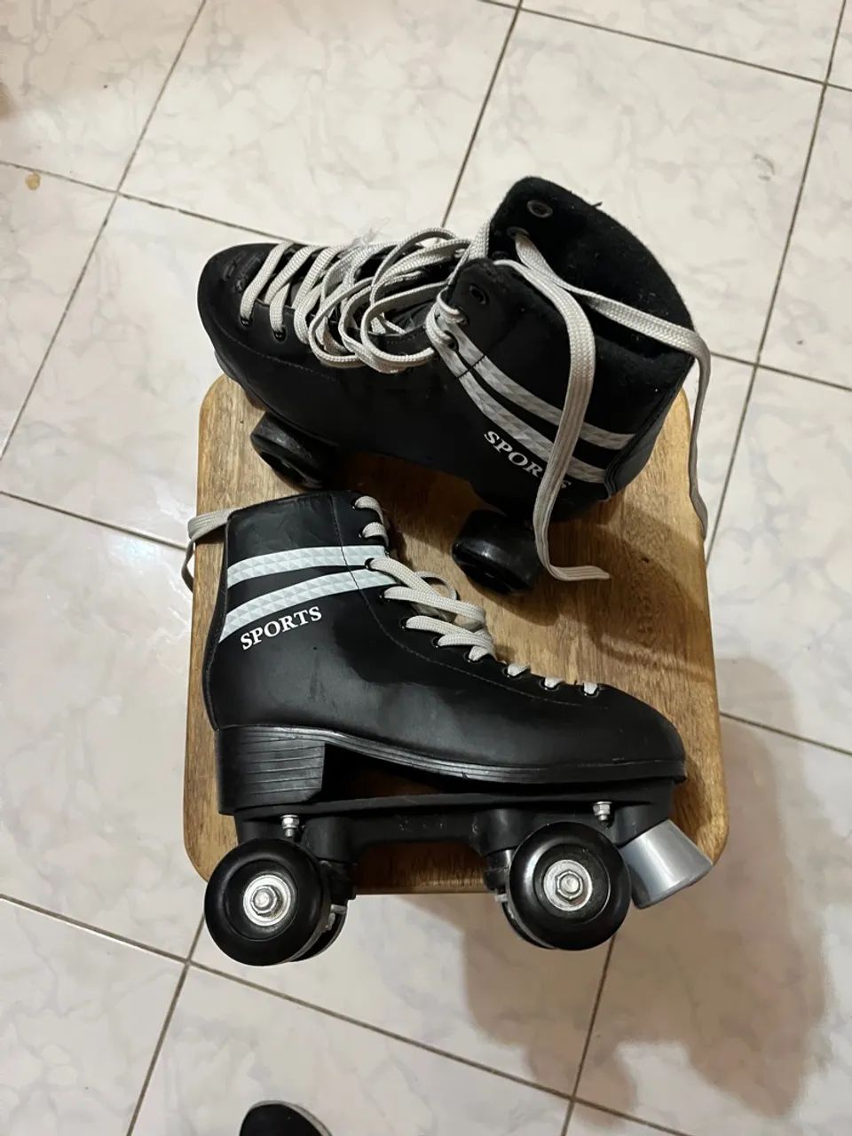 Patins Roller Quad Preto com freios