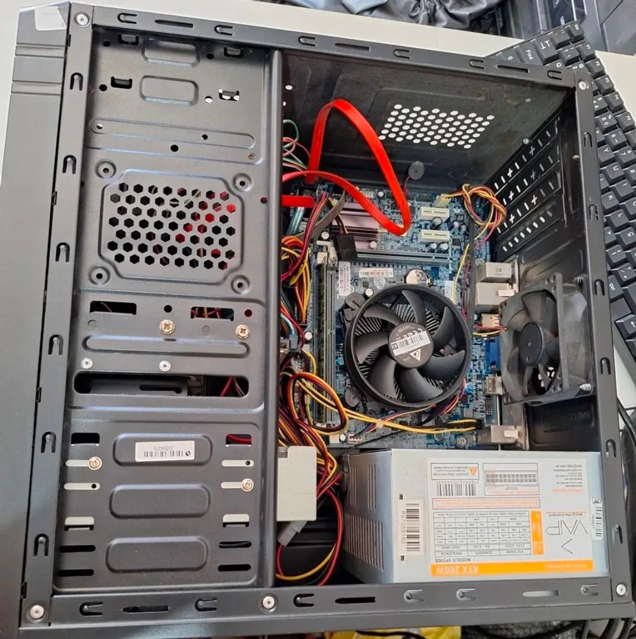 Computador Pentium G2010 / 2.8GHz - HD500GB - 4GB RAM - Foto 4