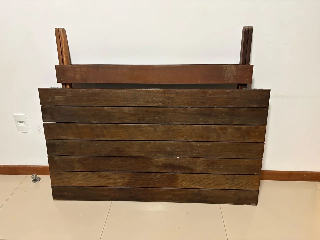 Mesa dobrável de boa madeira maciça  - Foto 5
