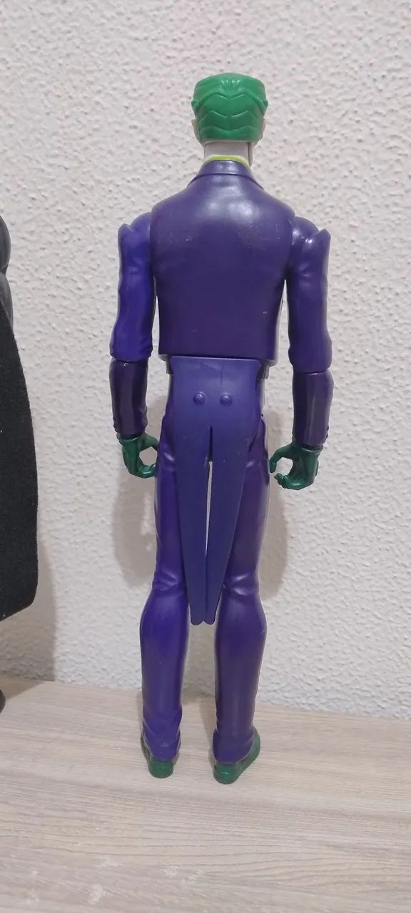 Bonecos Batman e Coringa - Mattel 30 cm de altura - Foto 5