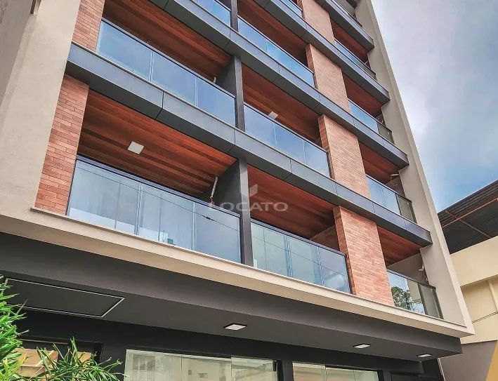 Studio mobiliado com vaga no Centro
