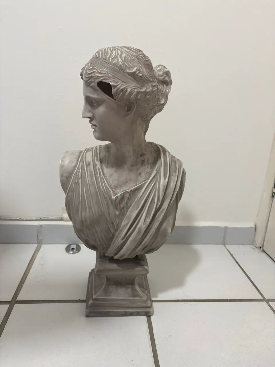 Classic Decorative Sculpture474571683199068165