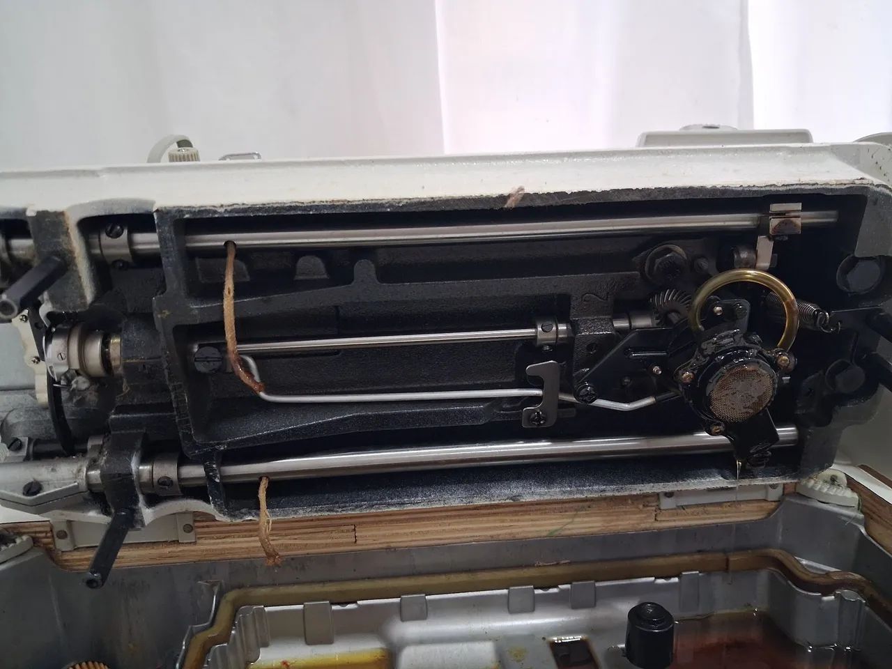 Maquina de costureira  - Foto 5