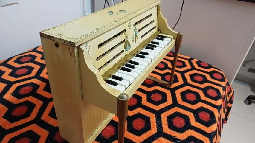 Brinquedo Piano Antigo Estrela Anos 60 Funcionando - Foto 2