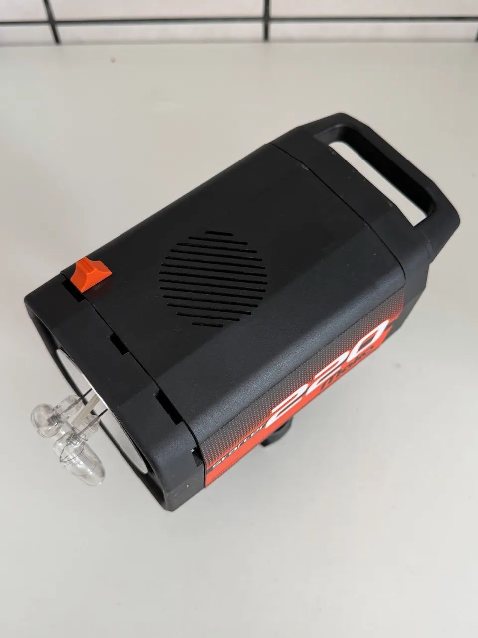 Flash Starter 220 Mako - usado - Foto 4
