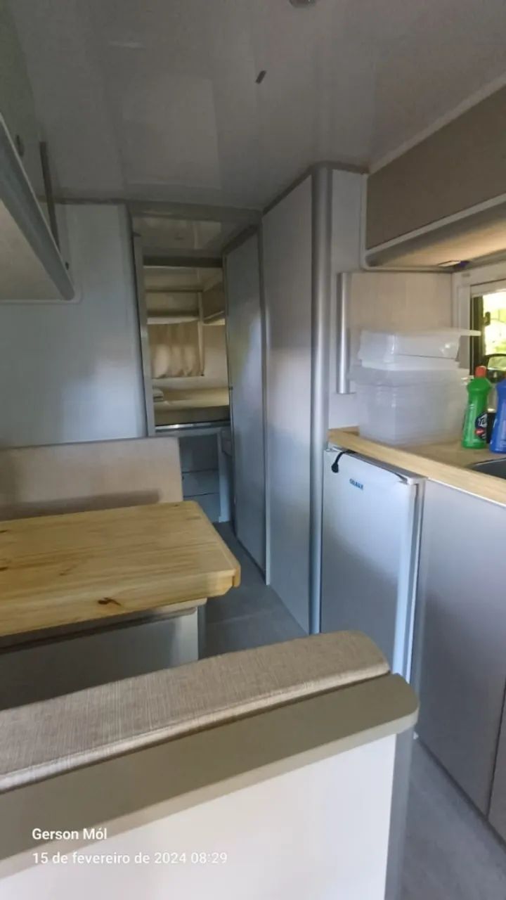 Vendo Motorhome Mundico. Montado em 2024, único dono.  - Foto 6