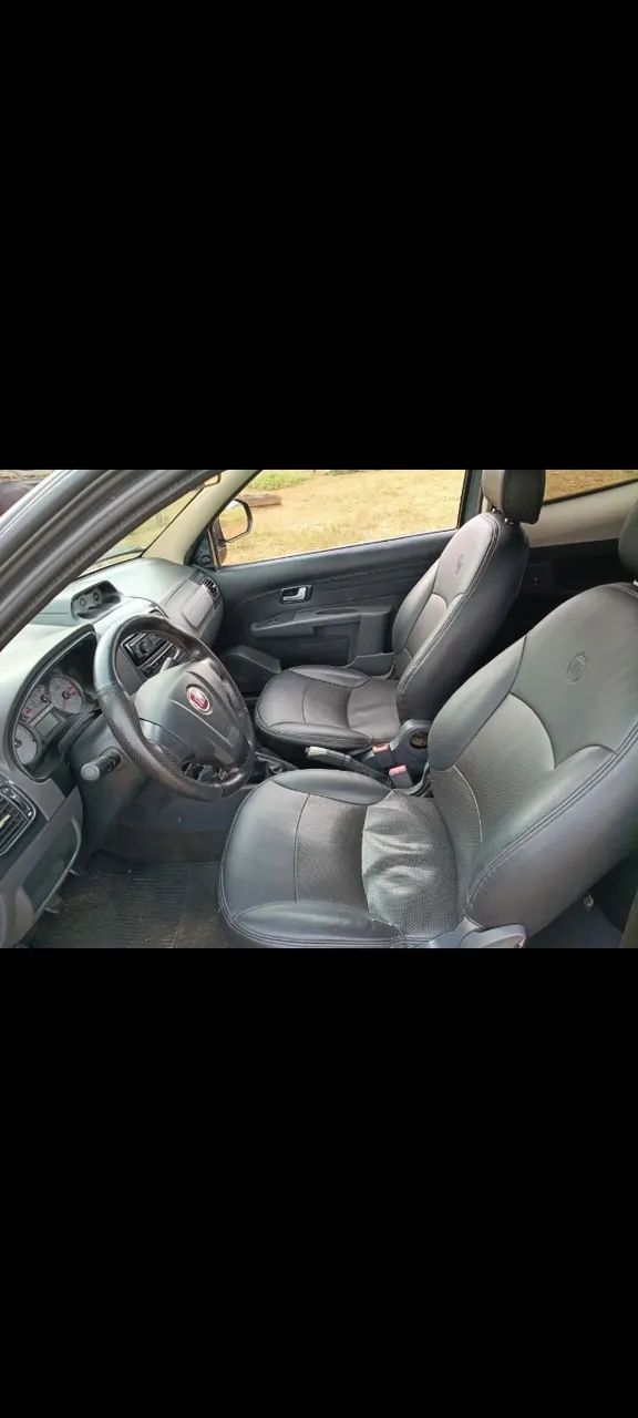 Fiat Strada Adv.1.8 16V Dualogic Flex CD 2013 - Foto 3