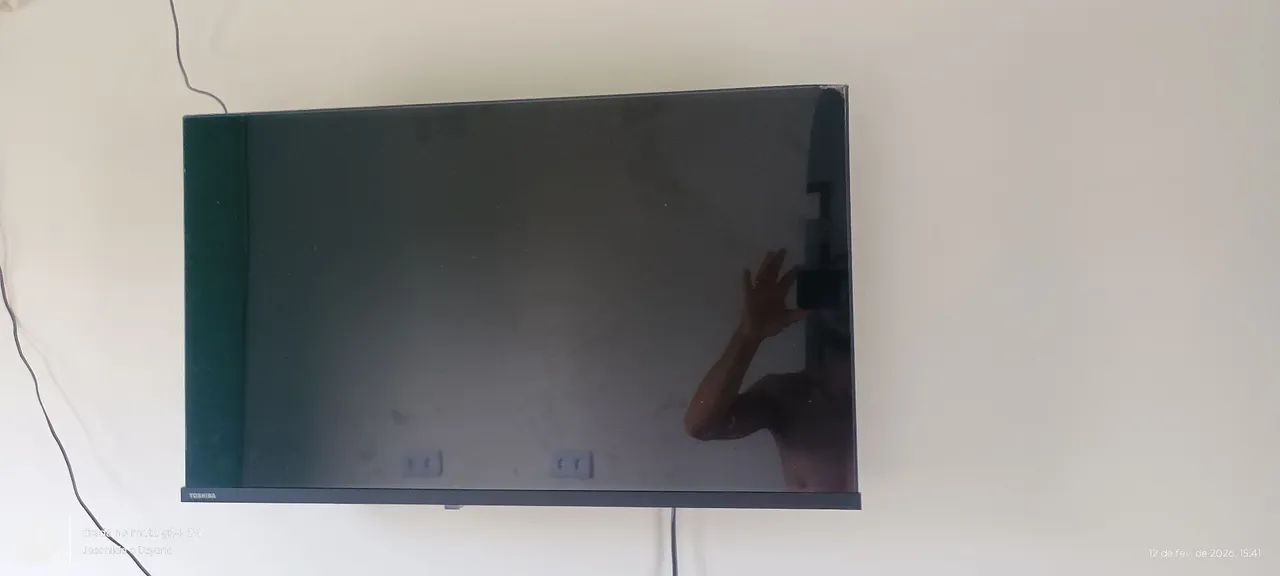 Vende-se tv Toshiba esmart 32 polegadas  - Foto 4