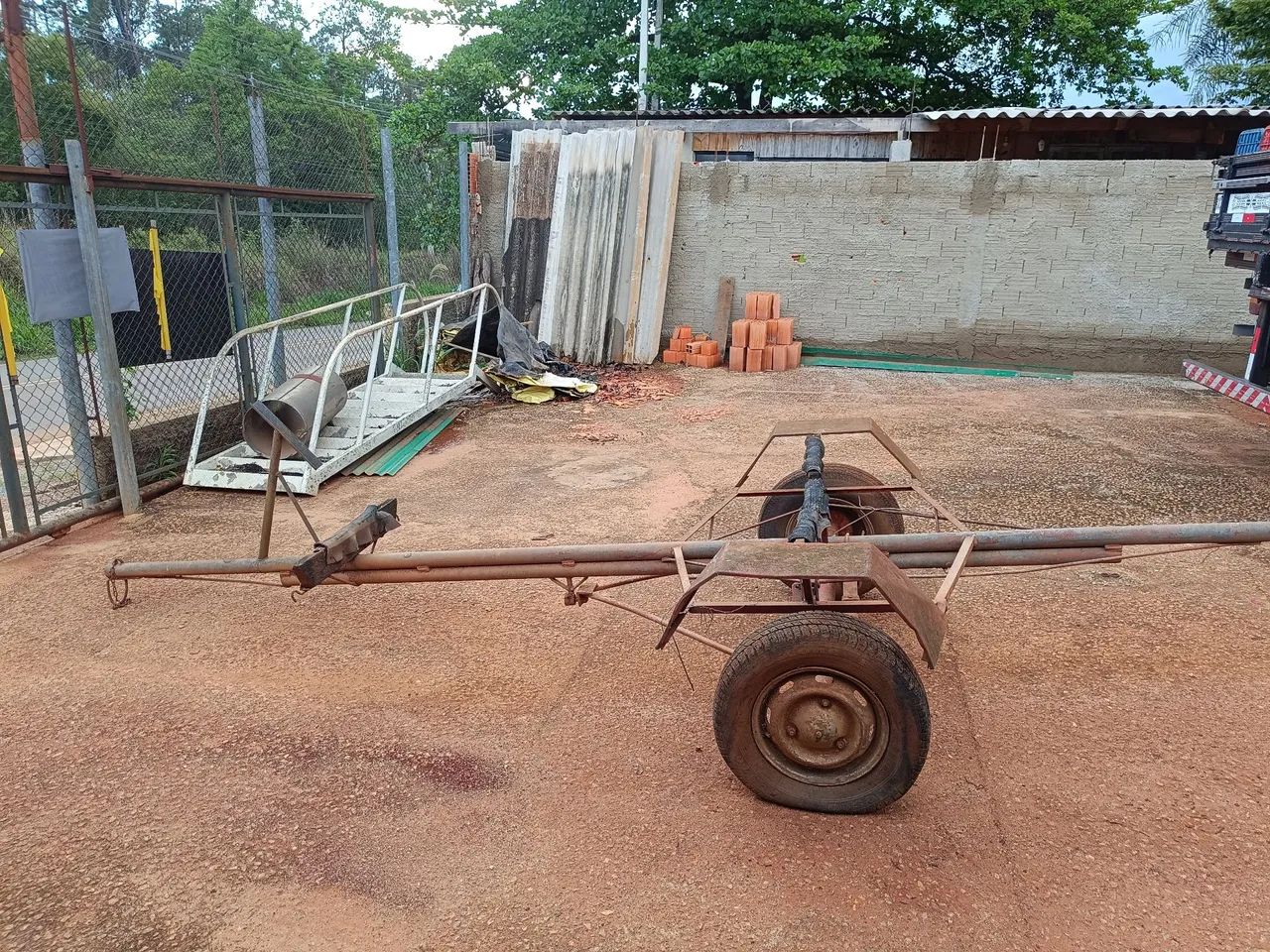 Carretinha para Barco de 4,0m<br> - Foto 4